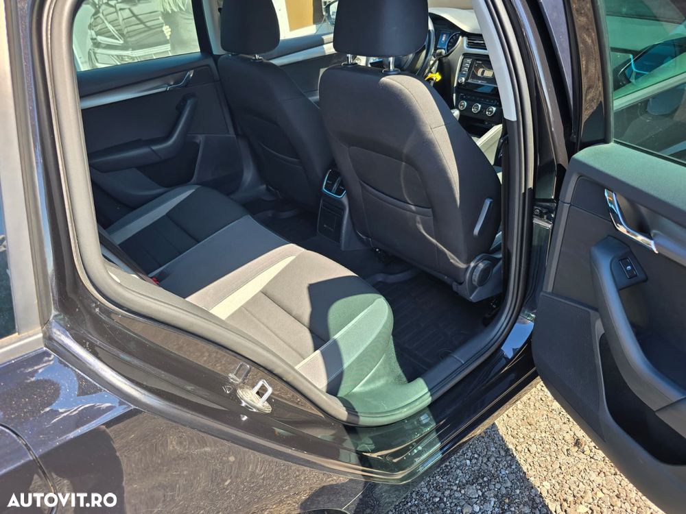 Skoda Octavia 1.6 TDI (Green tec) Style - 19
