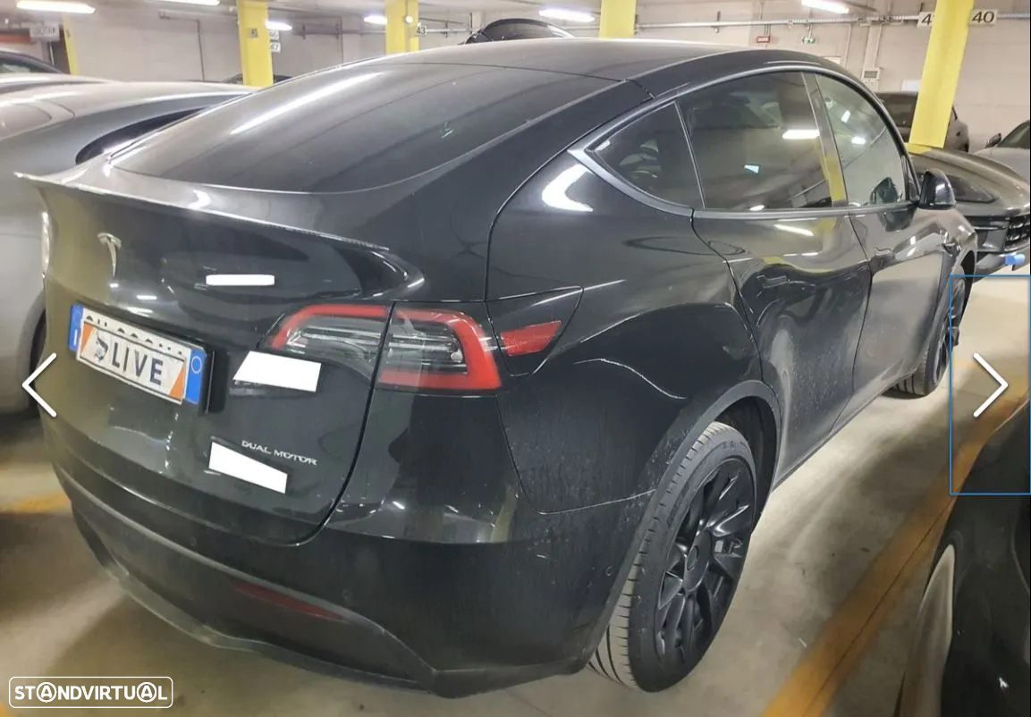 Tesla Model Y Long Range Dual Motor AWD - 3