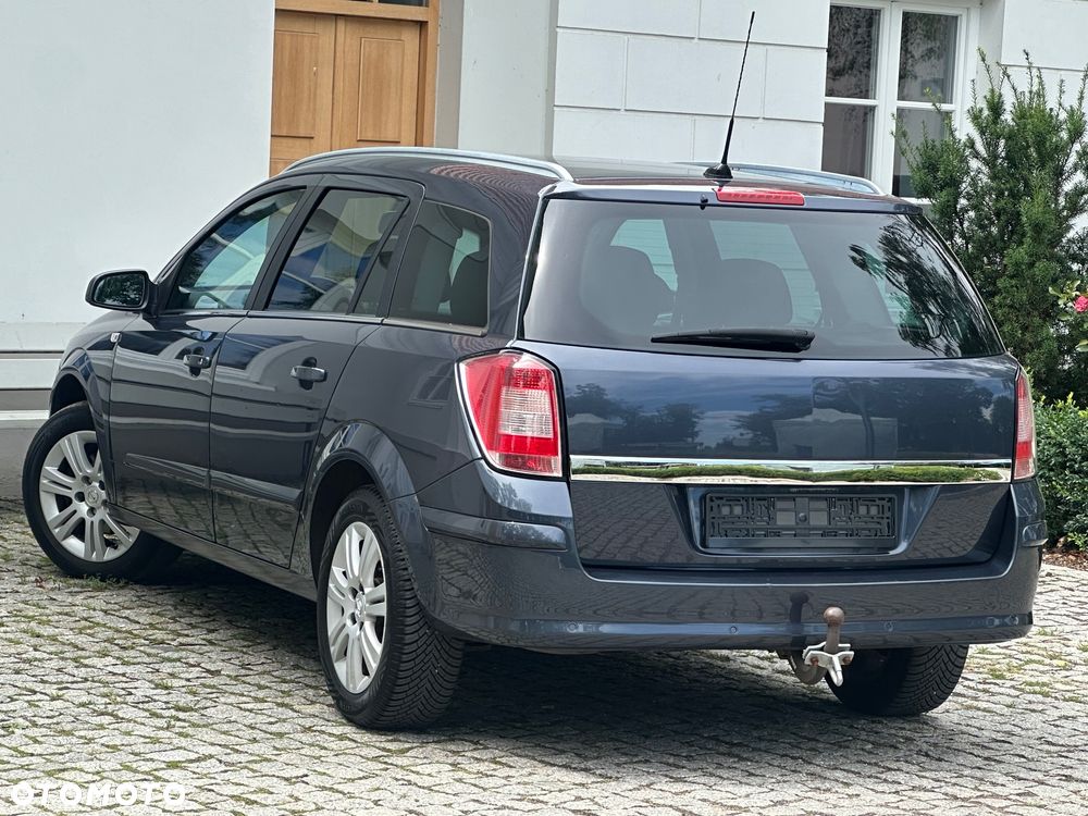 Opel Astra 1.6 Essentia EasyTronic - 15
