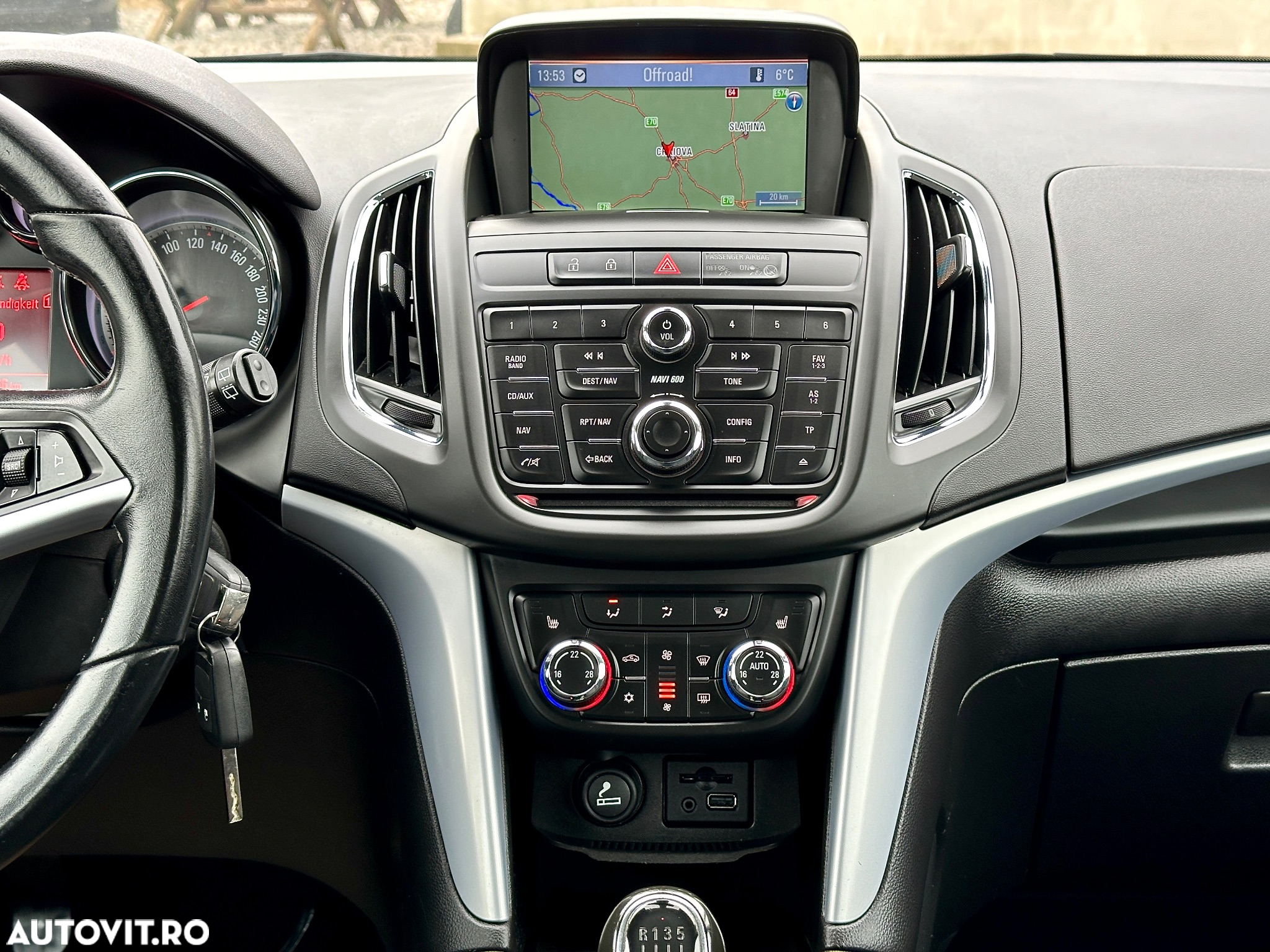 Opel Zafira Tourer 2.0 CDTI Innovation - 17