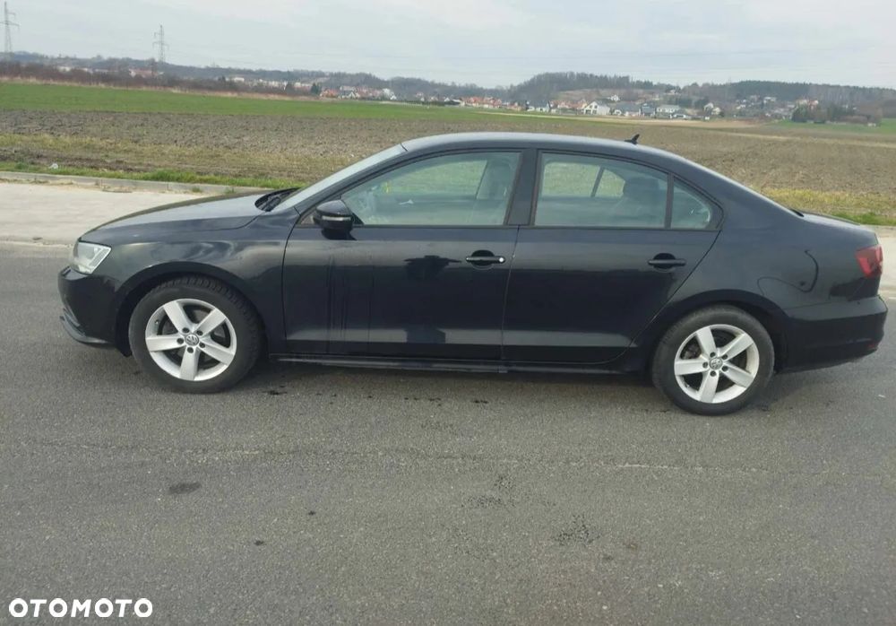 Volkswagen Jetta 1.4 TSI BMT Comfortline - 2