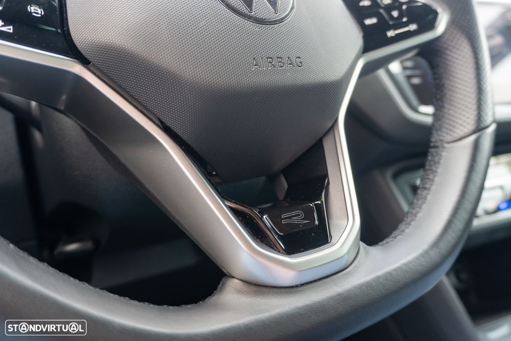 VW Tiguan 1.4 TSI eHybrid R-Line DSG - 28