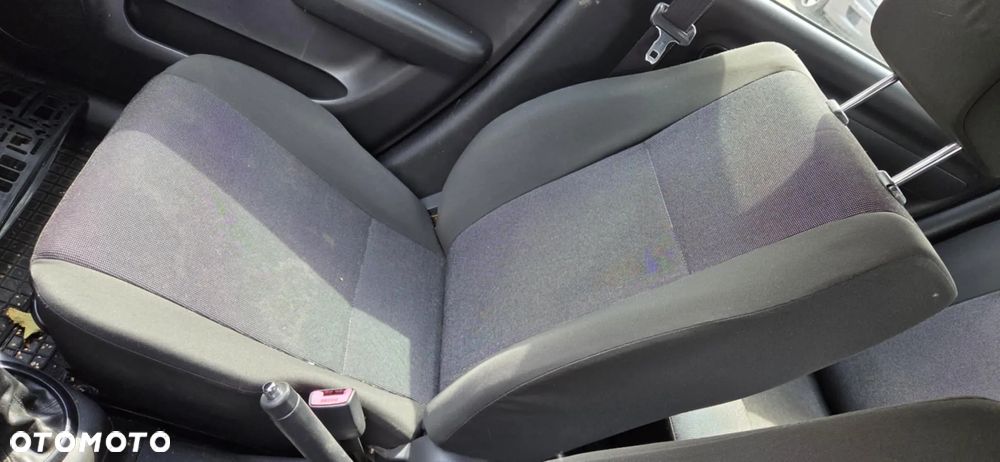 SUZUKI SWIFT IV fotel lewy lub prawy przód europa - 2