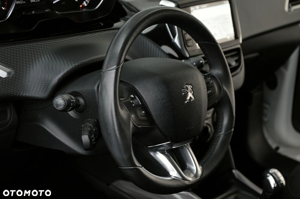 Peugeot 2008 1.2 Pure Tech Active - 13