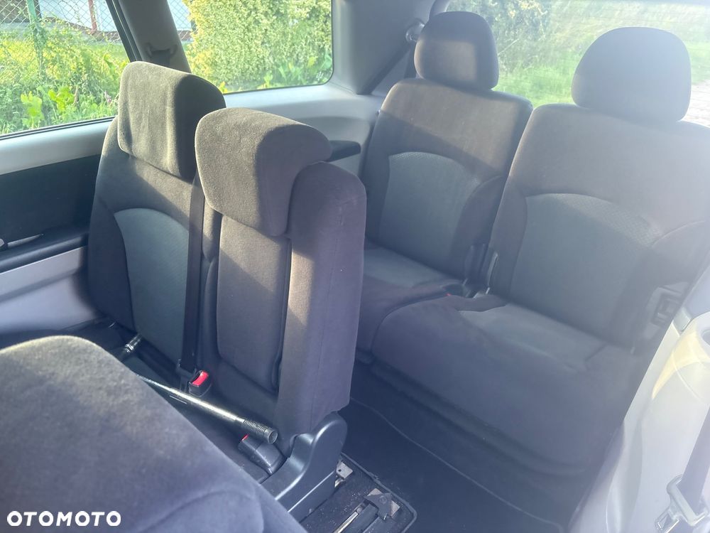 Mitsubishi Grandis 2.0 DI-D 7-Sitzer Intense - 11