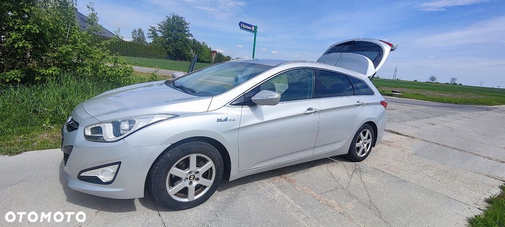 Hyundai i40 Kombi blue 1.7 CRDi Classic - 16