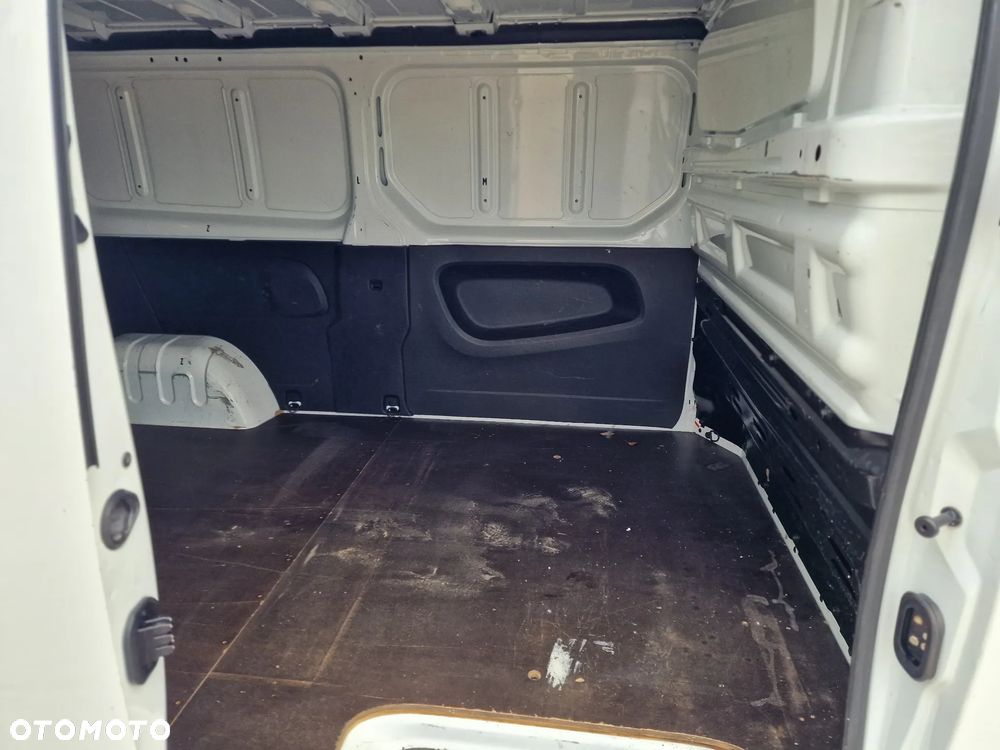 Opel Vivaro-B - 22