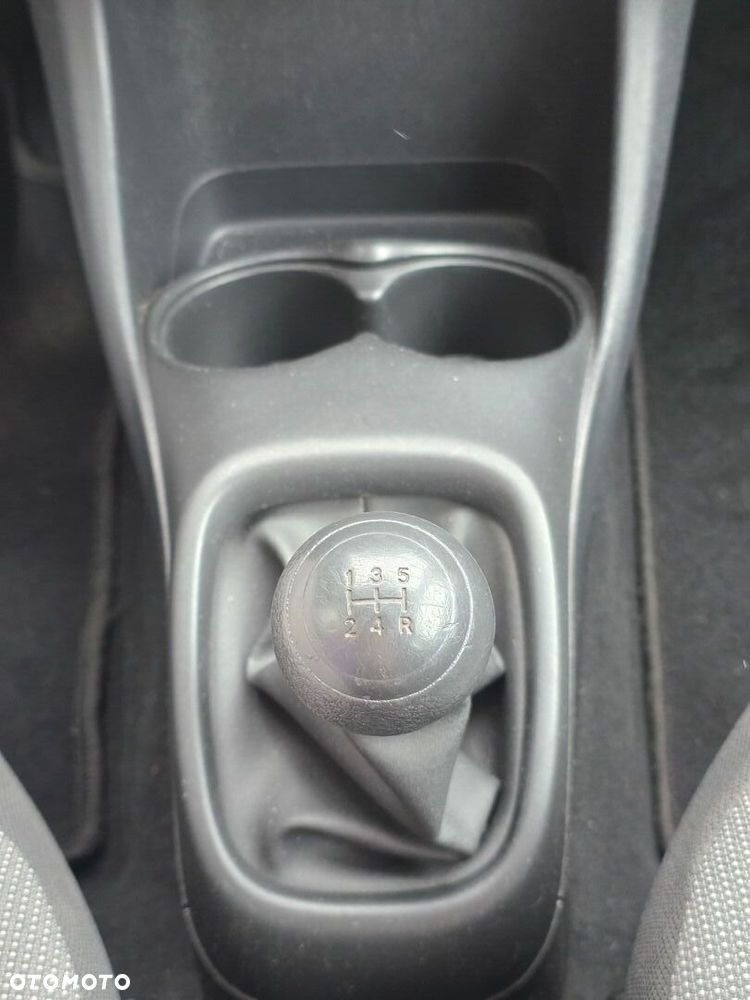 Toyota Aygo - 14