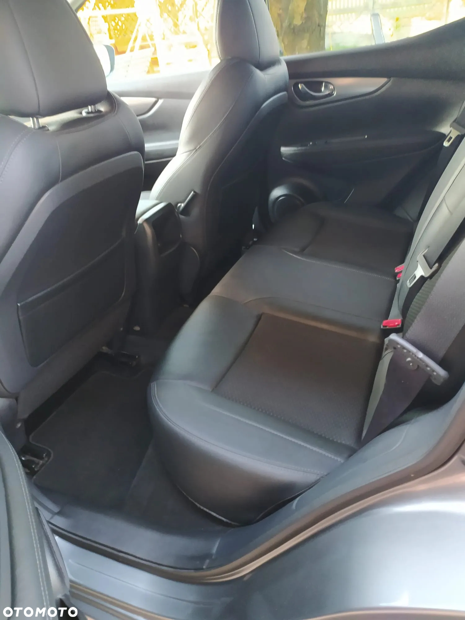 Nissan Qashqai 1.3 DIG-T Tekna+ - 17