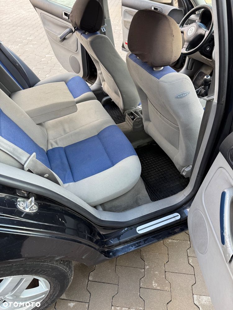 Volkswagen Golf 1.6 Highline - 27