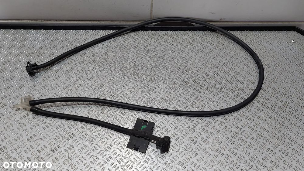 DYSZE SPRYSKIWACZY SZYBY PRZÓD Z PRZEWODAMI RENAULT MASTER III 3 2,3 DCI R2015 - 1