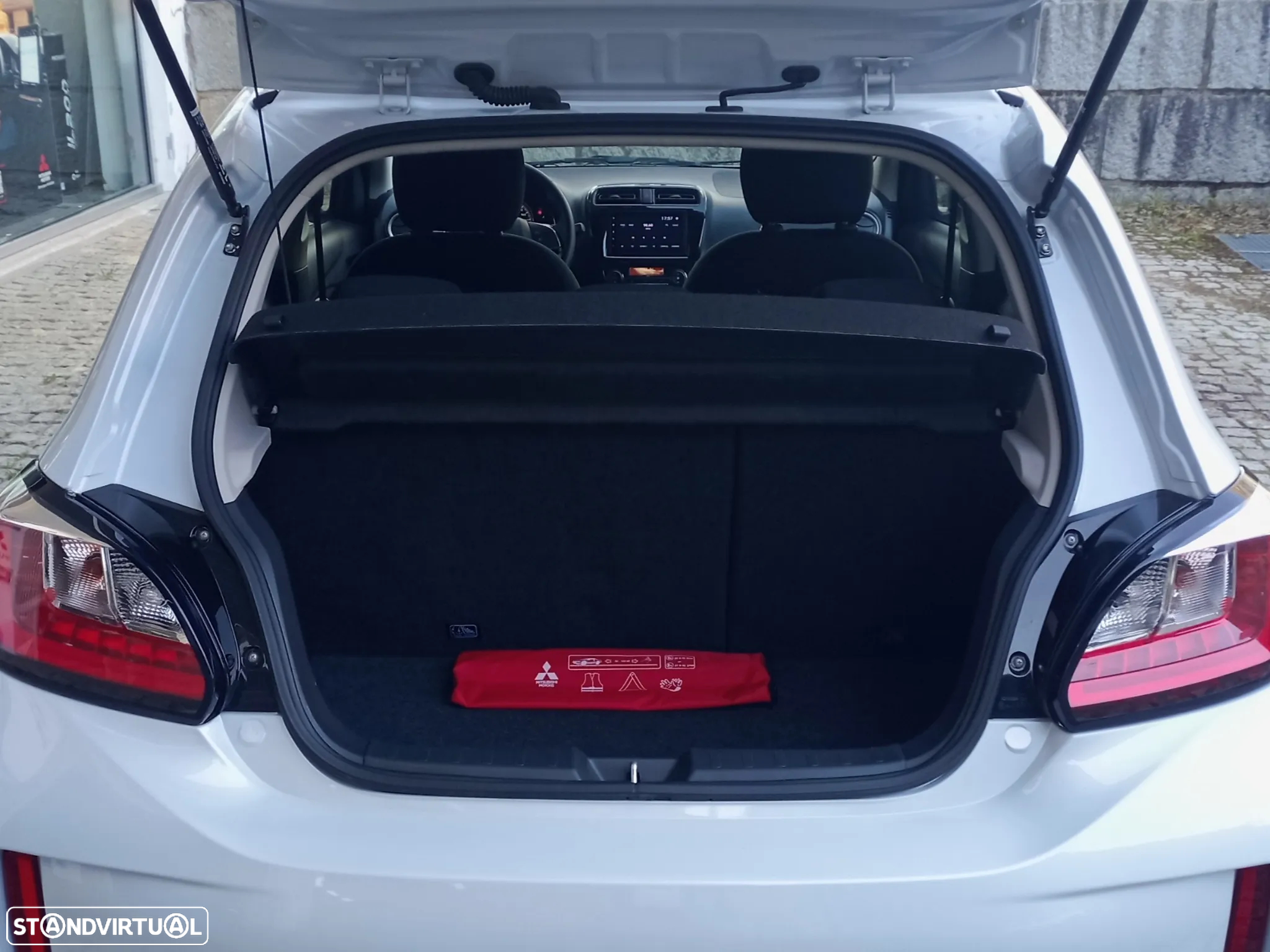 Mitsubishi Space Star 1.2 Connect Edition - 12