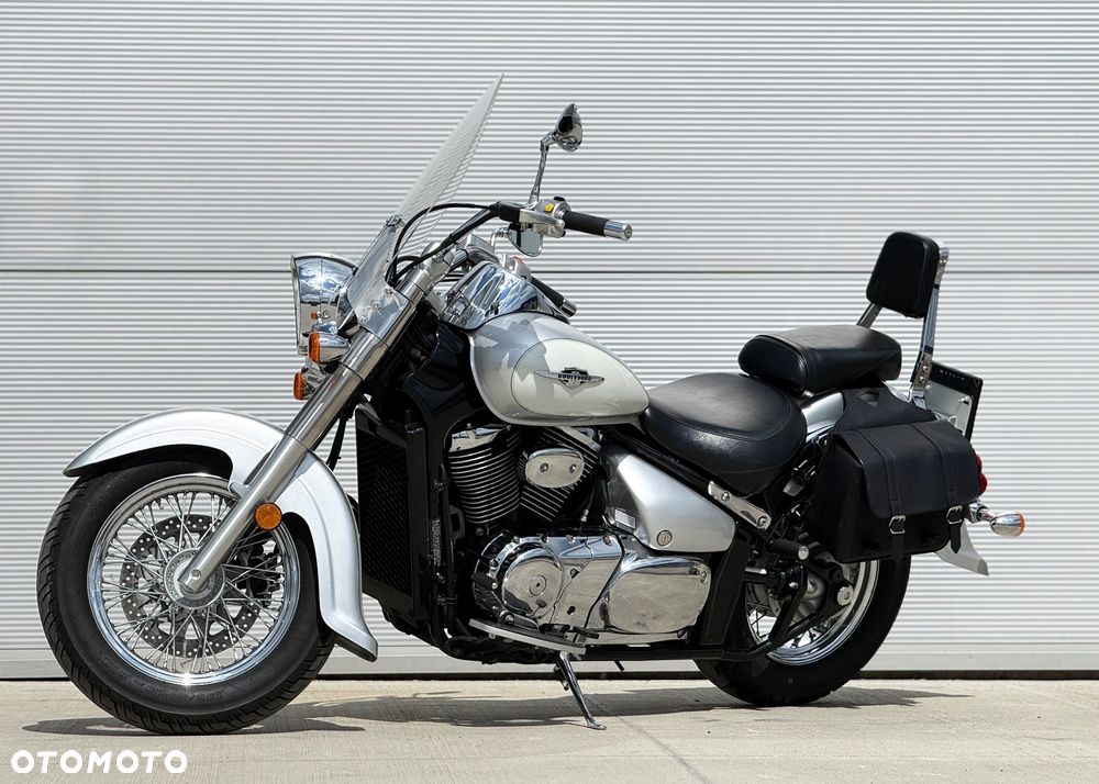 Suzuki VL 800 Volusia - Boulevard C50 - 2