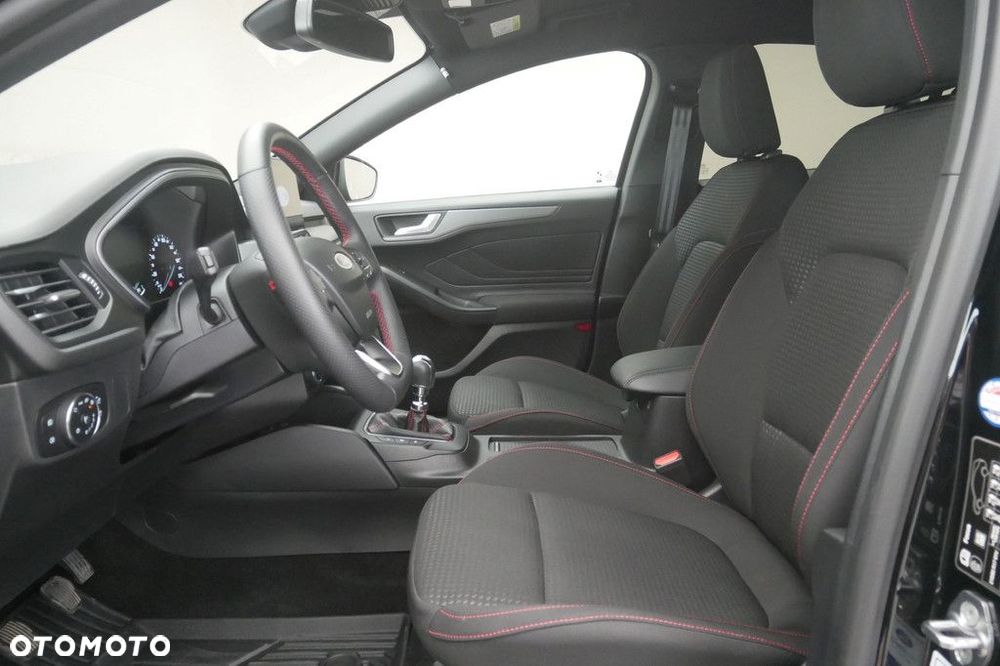 Ford Focus - 12