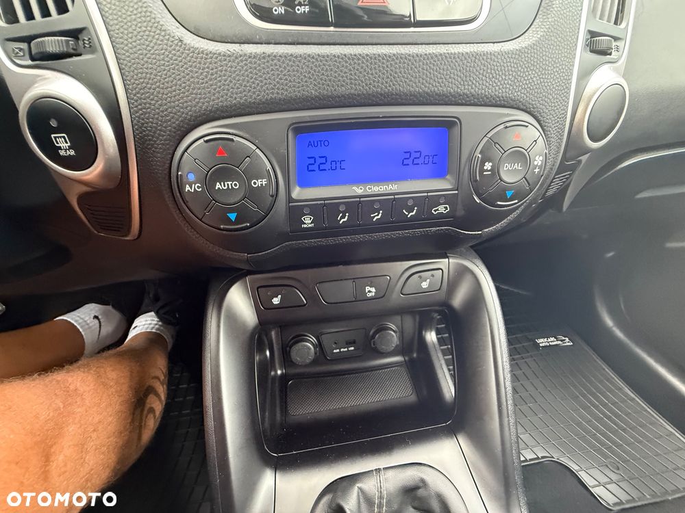 Hyundai ix35 2.0 4WD Premium - 27
