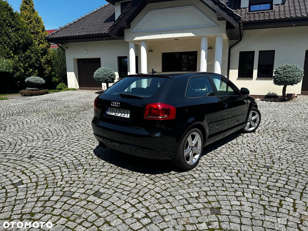 Audi A3 3-drzwiowe 1.4 TFSI Ambition - 4