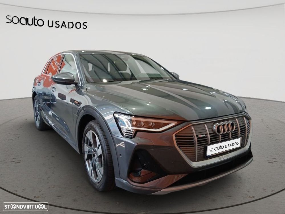 Audi e-tron 55 quattro S line - 11