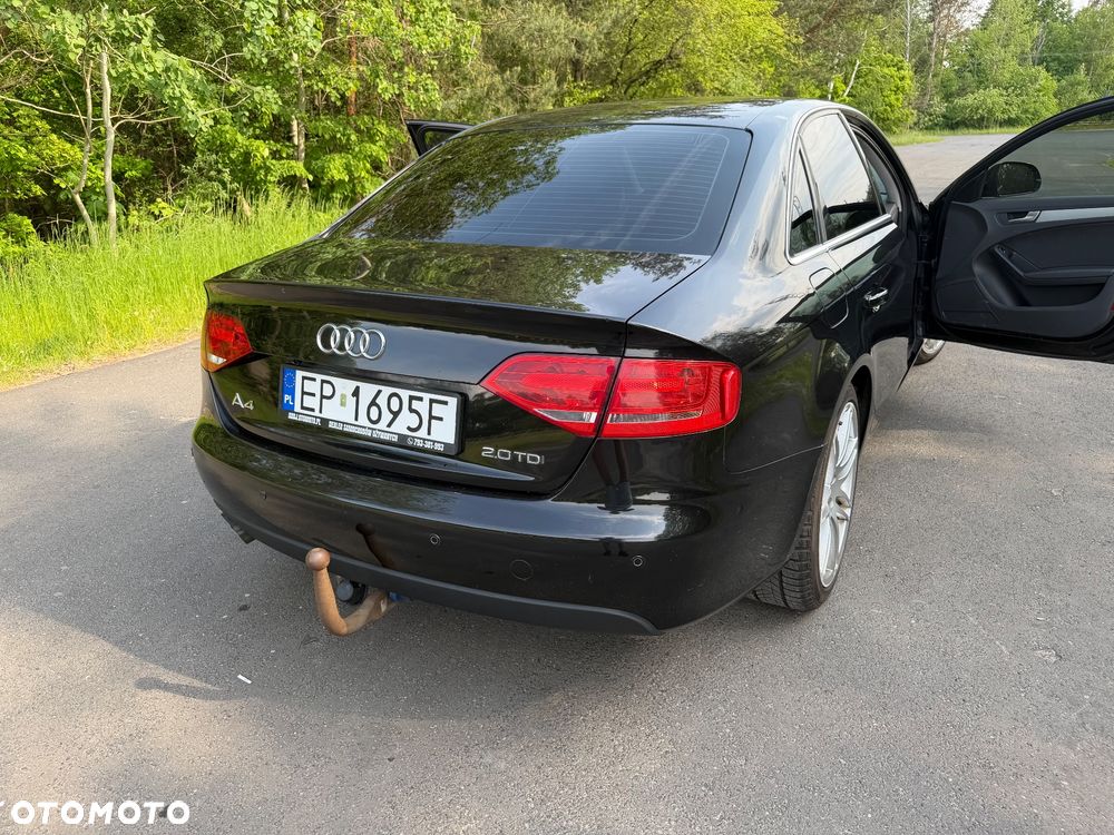 Audi A4 Limousine - 9
