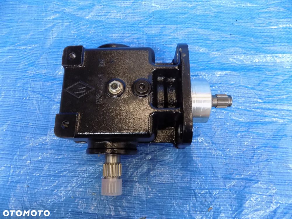 przekładnia kątowa 451298a1 case cpx420 620 cpx 610 625 cpx620 635 2555 - 1