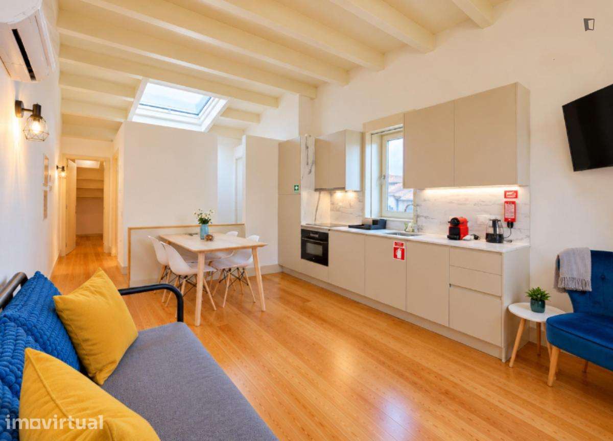 Apartamento com 1 quartos - localizado em Cedofeita Porto - Grande imagem: 3/14