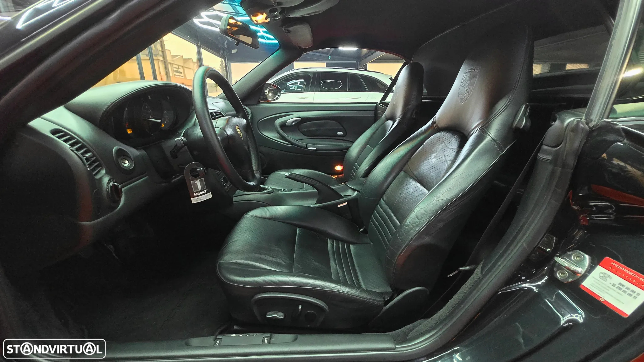 Porsche 911 (996) Carrera 4 S - 22