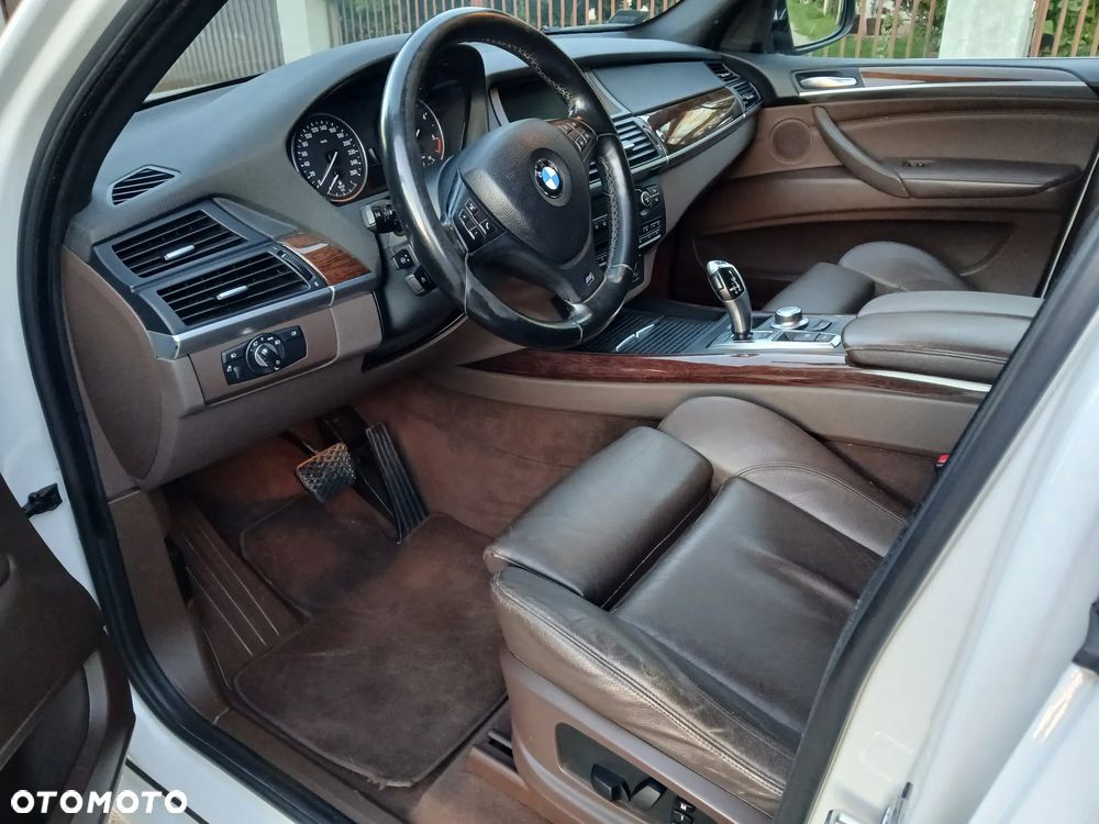 BMW X5 3.0sd xDrive - 10