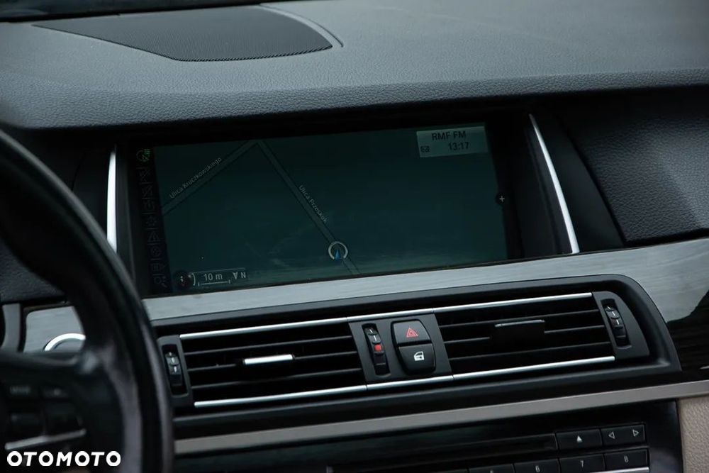 BMW Seria 5 520d Luxury Line - 28
