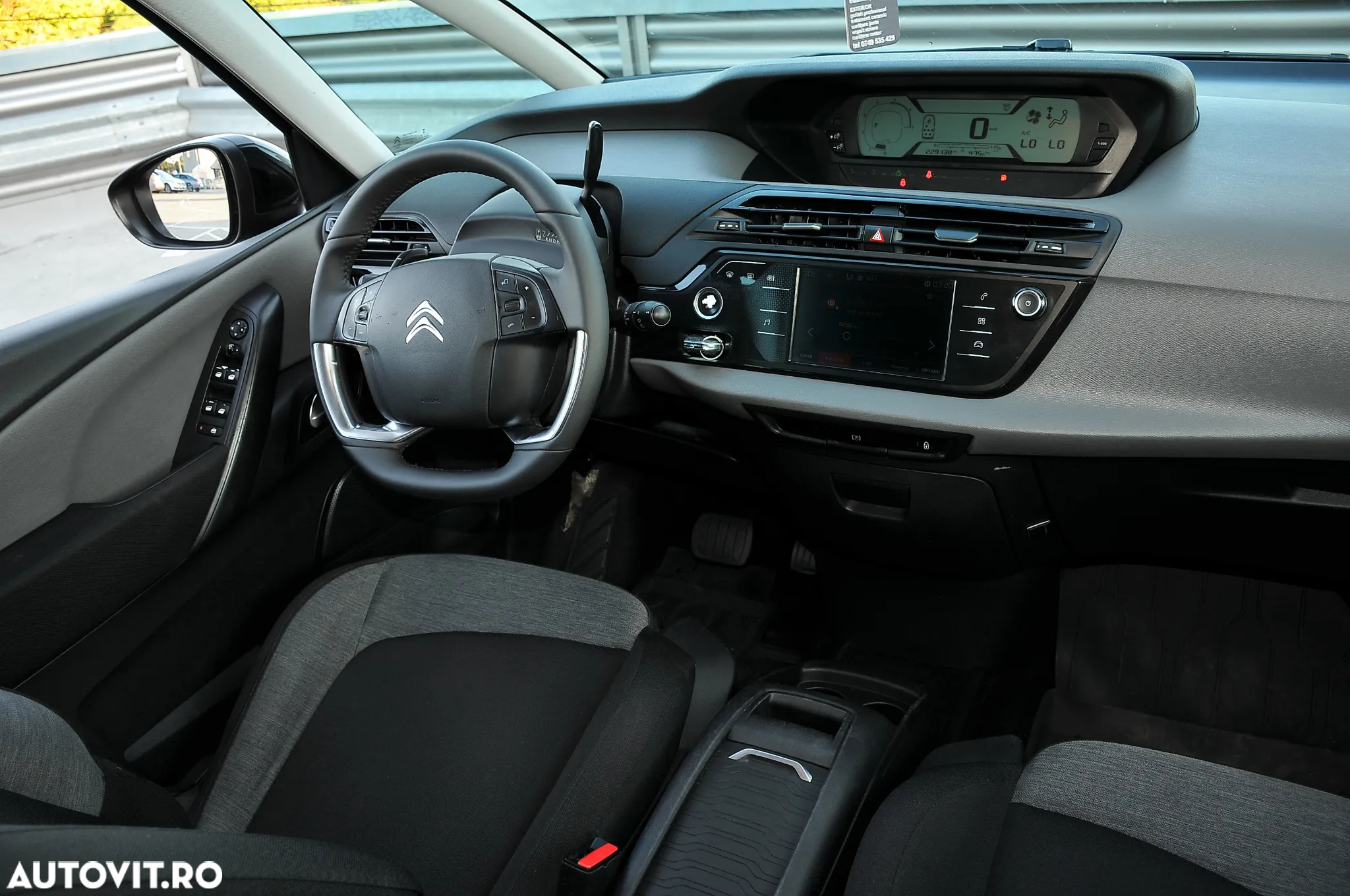 Citroën C4 Space Tourer Spacetourer BlueHDi 120 Stop&Start EAT6 SHINE - 4