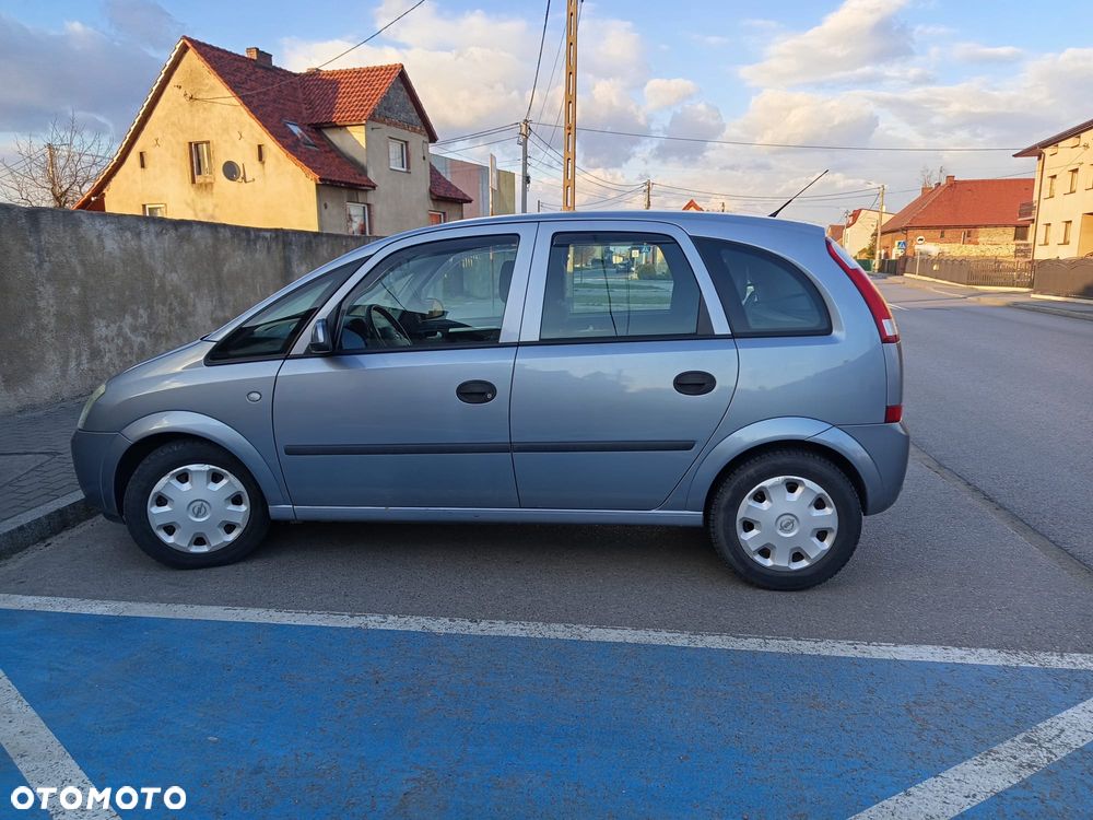 Opel Meriva 1.6 16V Essentia - 3