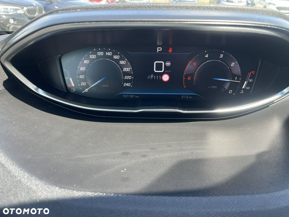 Peugeot 5008 - 21