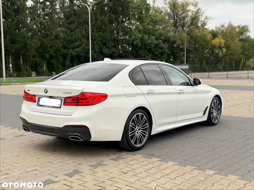 BMW Seria 5 ver-530i-xdrive-m-sport-sport - 5