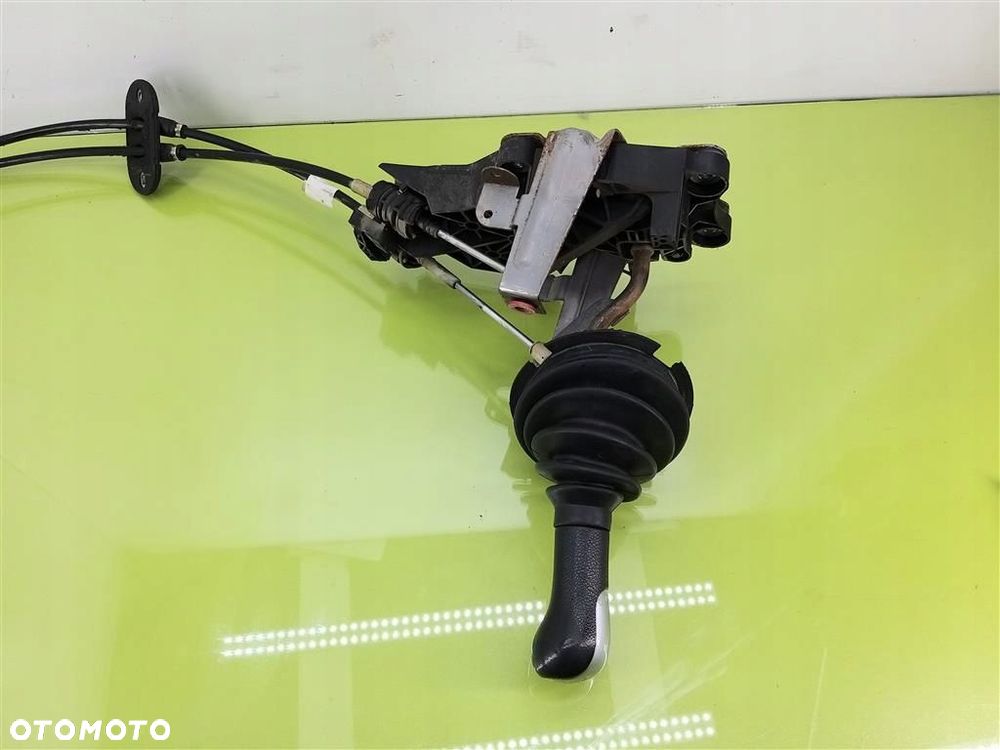 Mechanizm zmiany biegów lewarek Ford Fiesta Mk6 2002-2008 1,4 TDCI C9H7A - 2