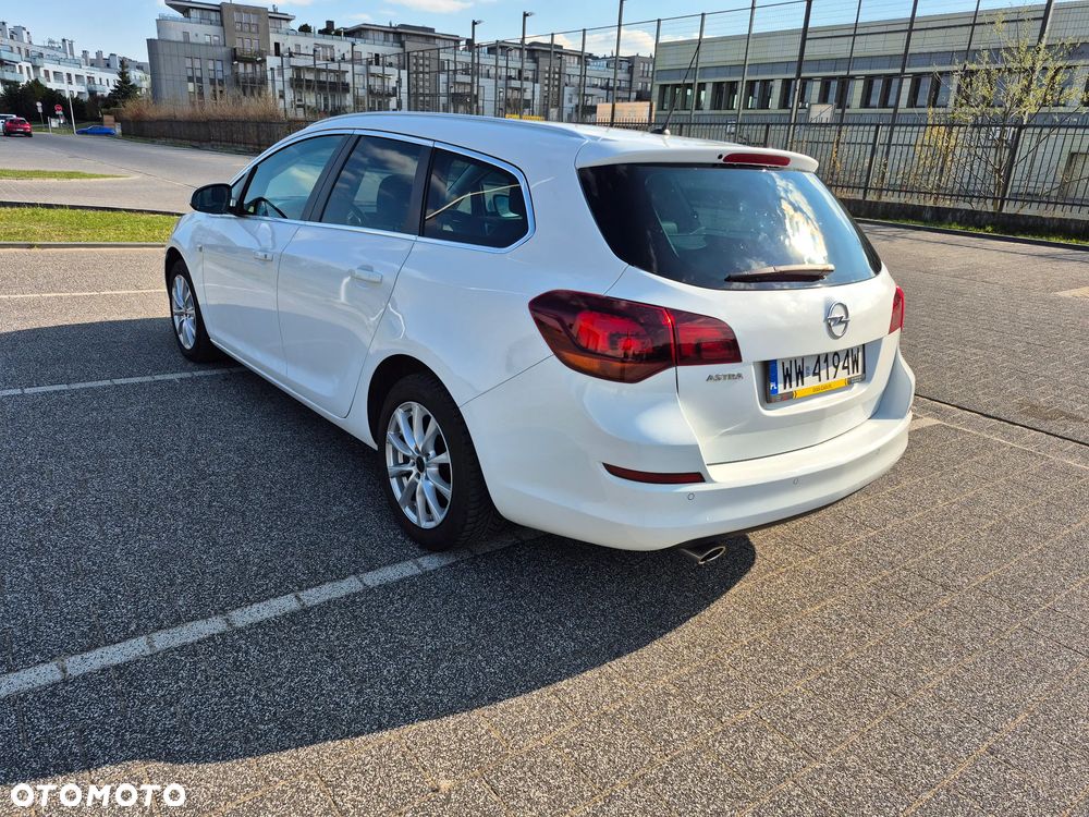 Opel Astra 1.4 Turbo Innovation - 4