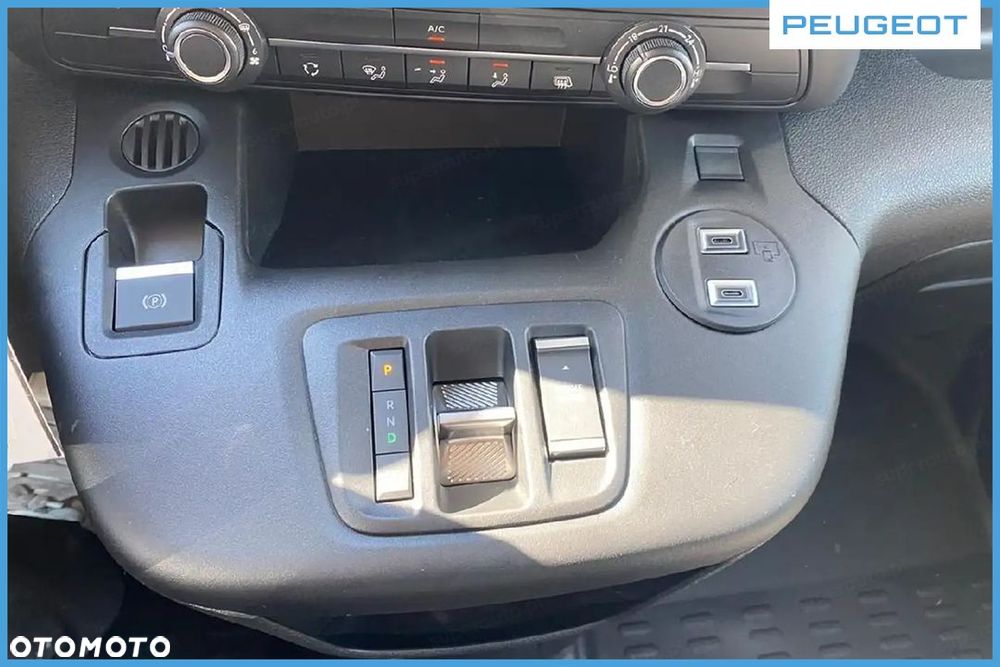 Peugeot Partner Van Long L2H1 EAT8 1.5 130KM - 11