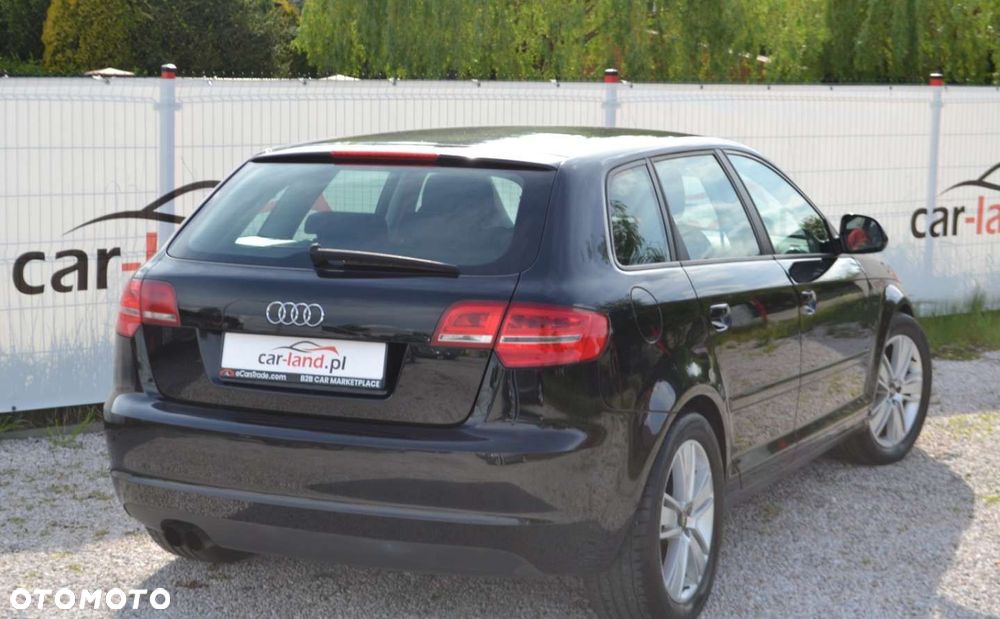 Audi A3 Sportback 1.8 TFSI Ambition - 13
