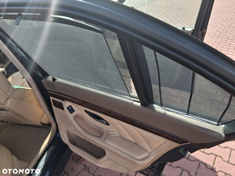 BMW Seria 7 - 26