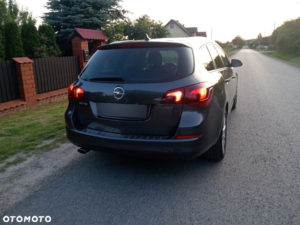 Opel Astra IV 1.6 T Sport - 2