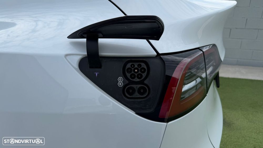 Tesla Model Y Long Range Tração Integral - 12