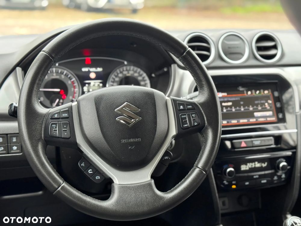 Suzuki Vitara 1.4 Boosterjet Allgrip Comfort+ - 28