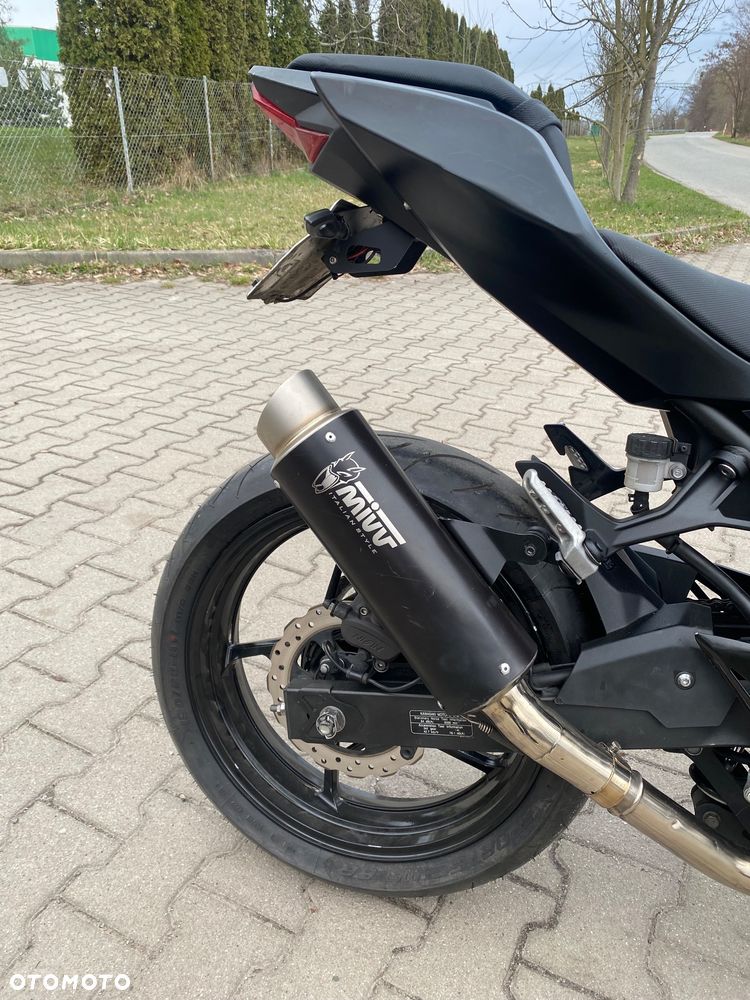 Kawasaki Ninja 400 - 3