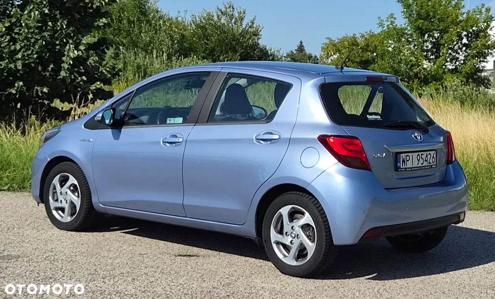 Toyota Yaris Hybrid 100 Premium EU6 - 4