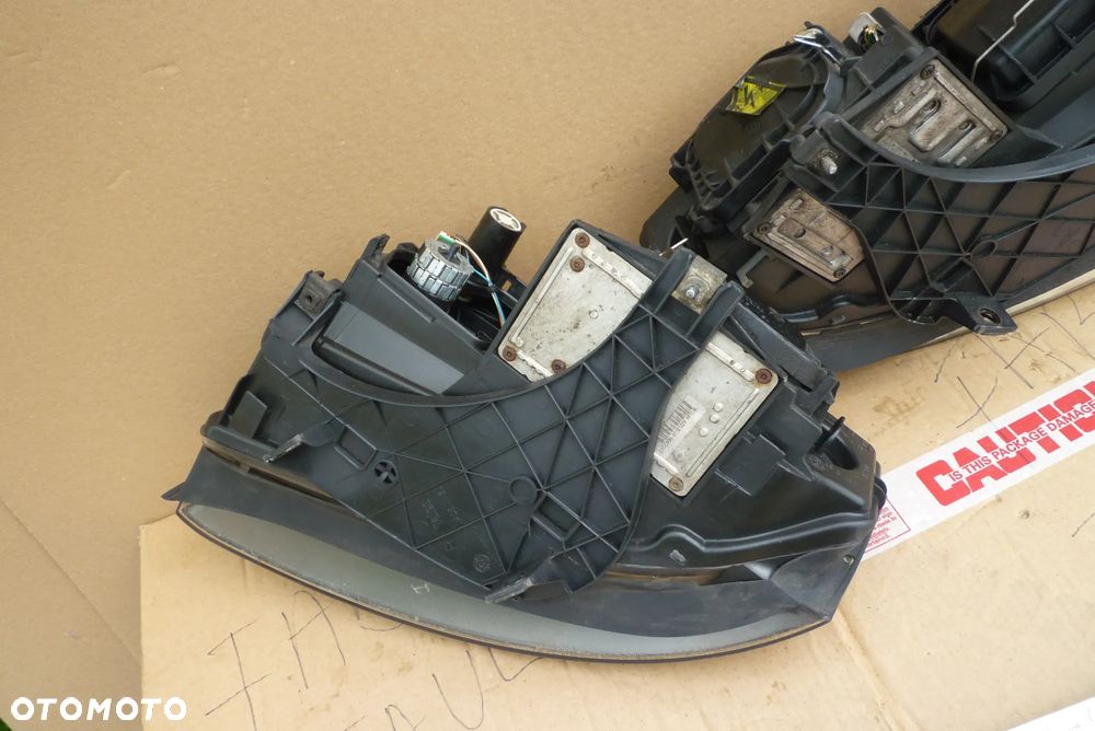 lampa prawa Audi A4 b6 Xenon Valeo Europa - 9