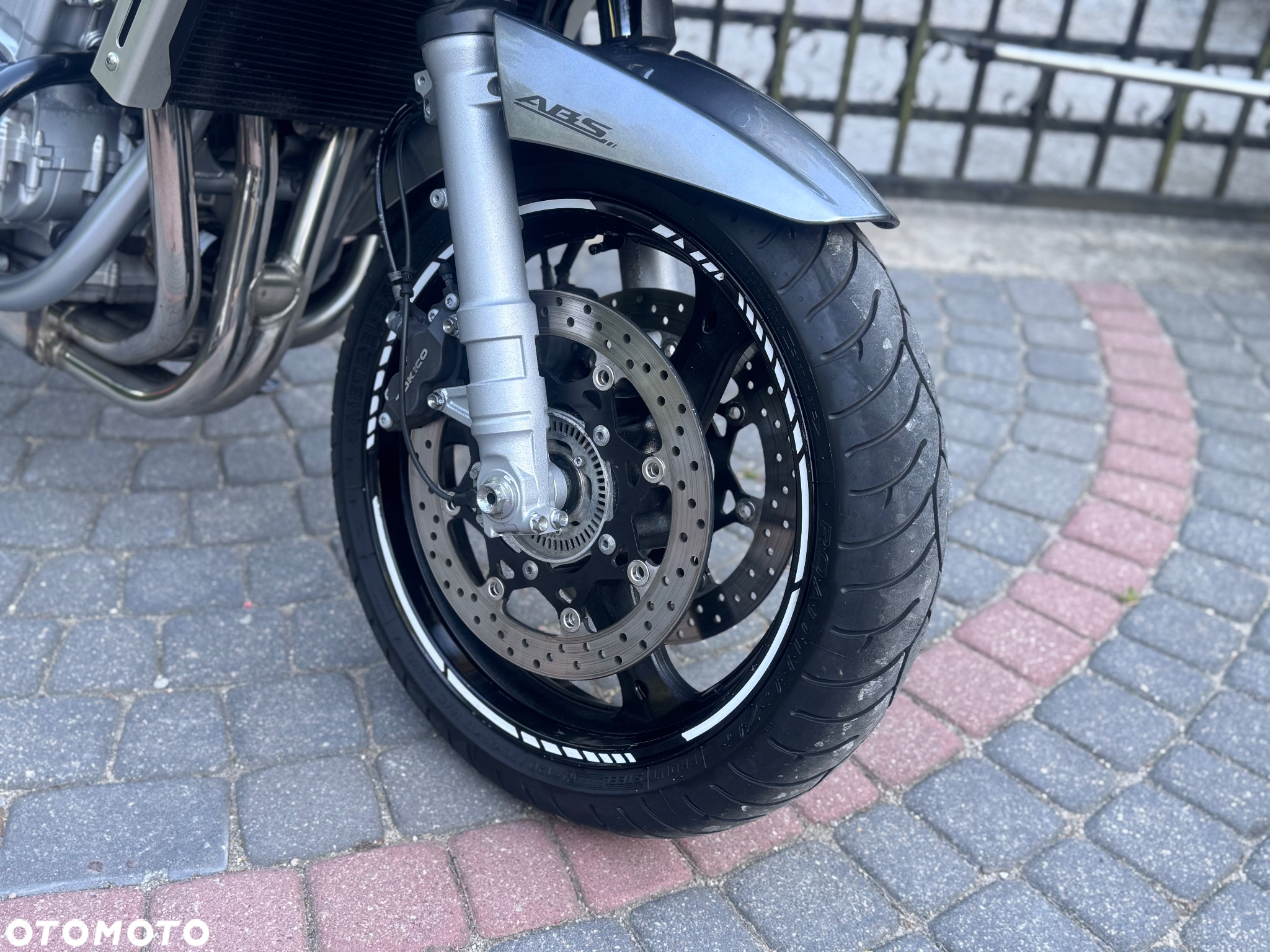 Suzuki Bandit - 22