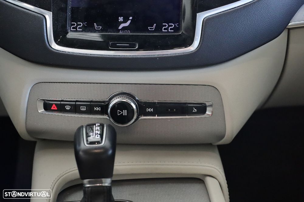 Volvo XC 90 2.0 D4 Inscription - 25