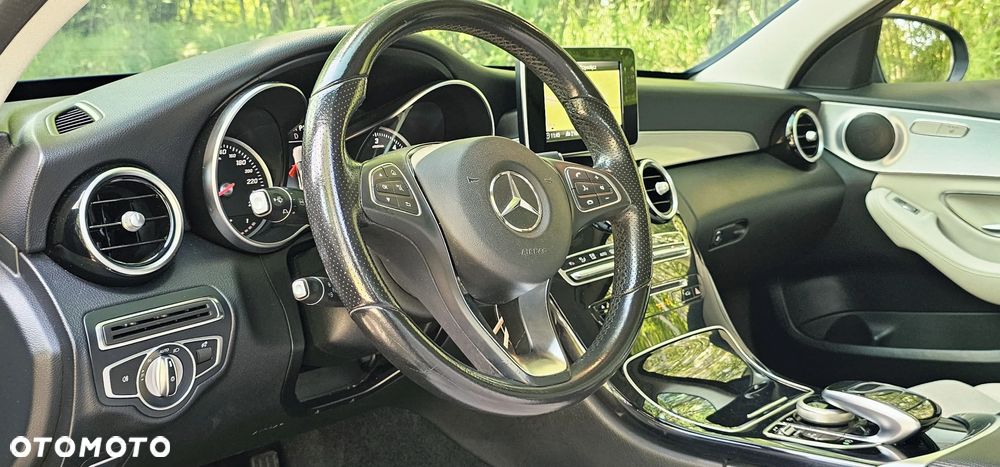 Mercedes-Benz Klasa C - 23