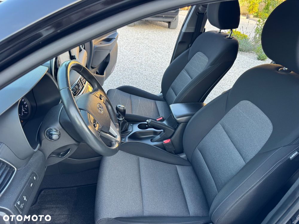 Hyundai Tucson blue 1.6 GDi 2WD Intro Edition - 30