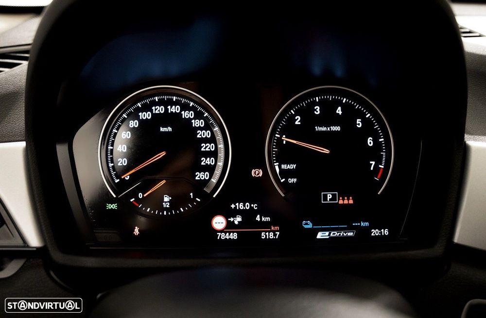 BMW X1 25 e xDrive Corporate Edition - 14