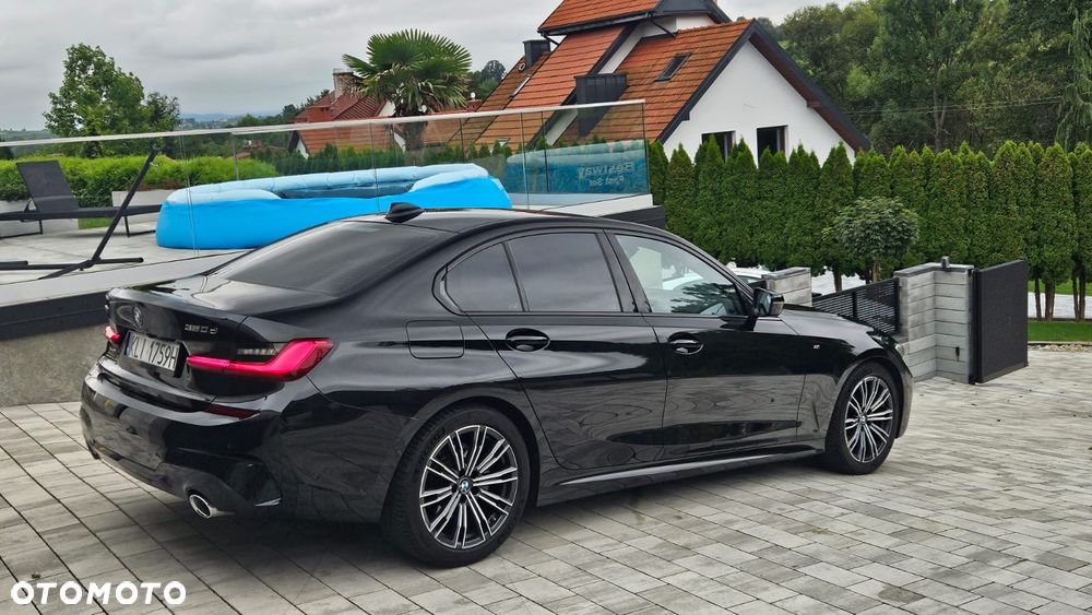 BMW Seria 3 320d xDrive M Sport - 11
