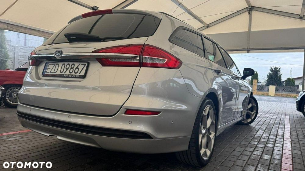 Ford Mondeo - 31