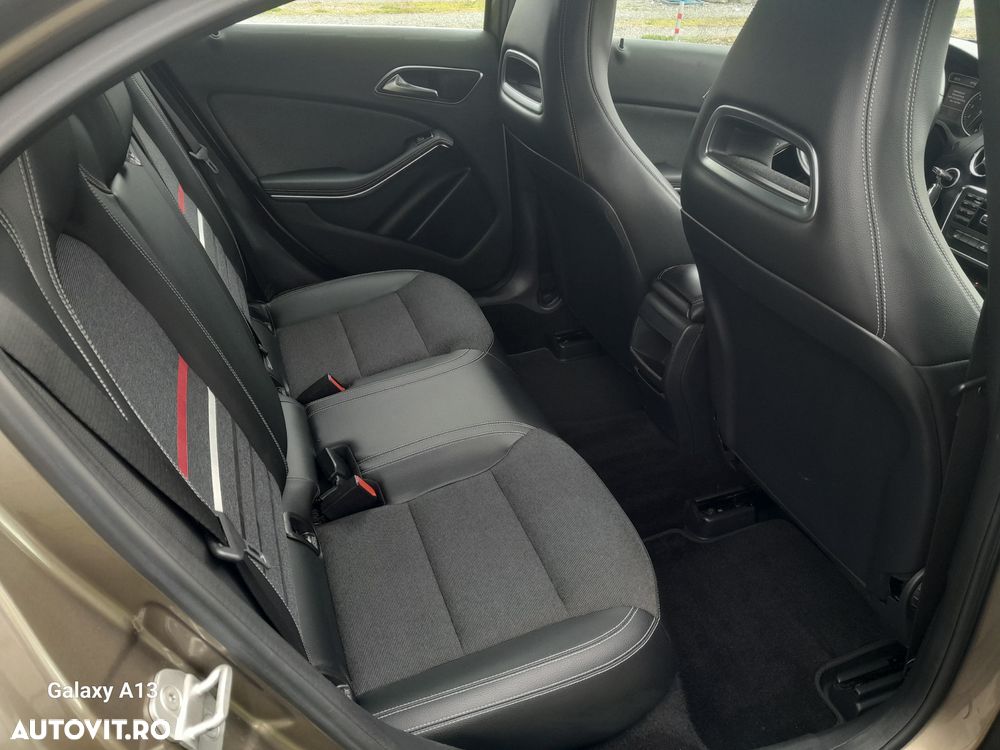 Mercedes-Benz A 180 BlueEFFICIENCY - 11